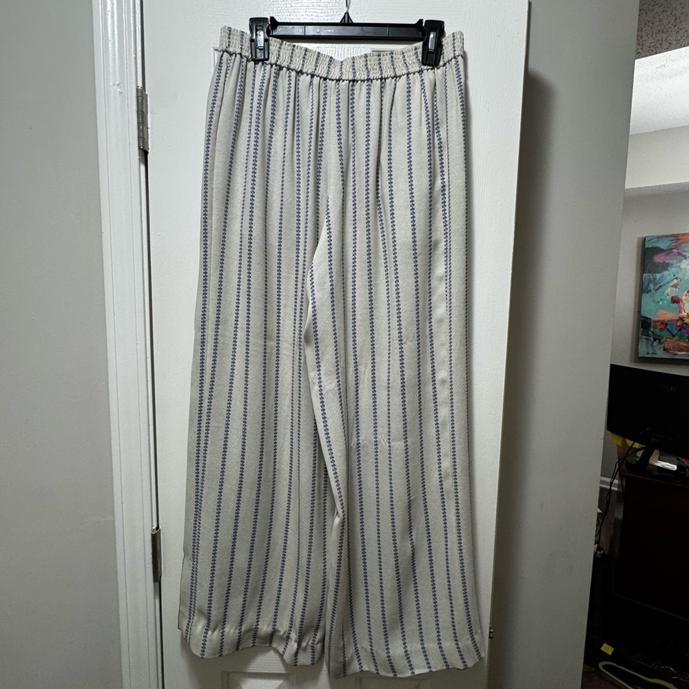 BCBGMaxAzria Cream and Blue Joggers with Elastic Waistband